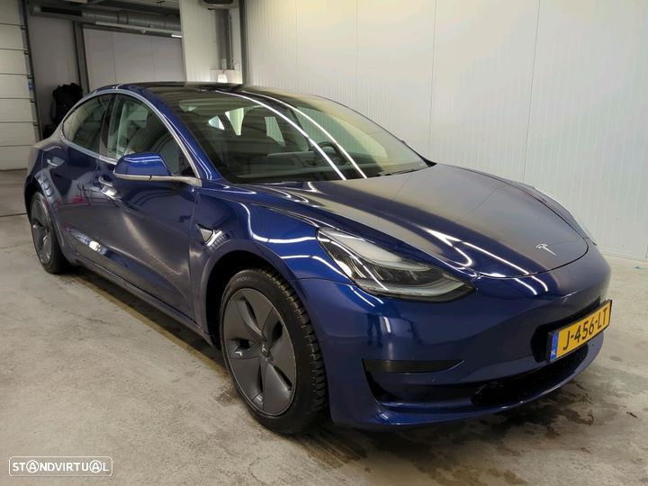 Tesla Model 3 Standard Range Plus RWD - 2