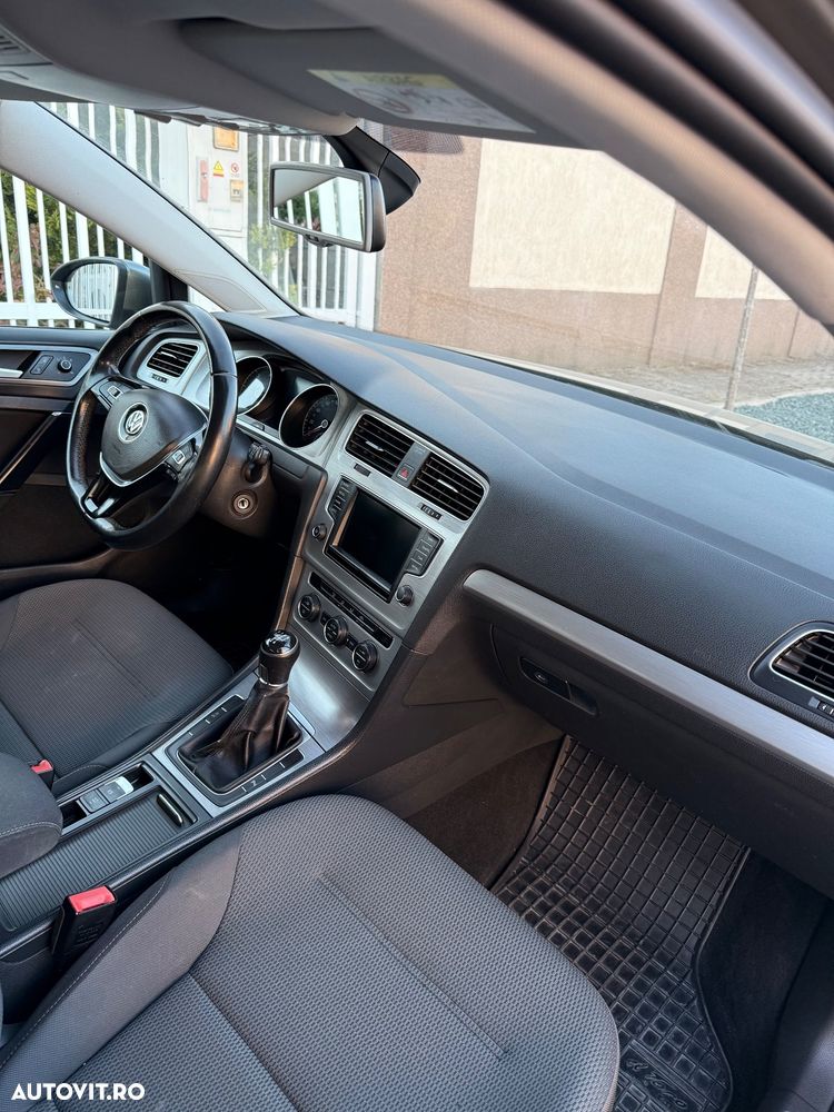 Volkswagen Golf 1.6 TDI DPF BMT Comfortline - 4