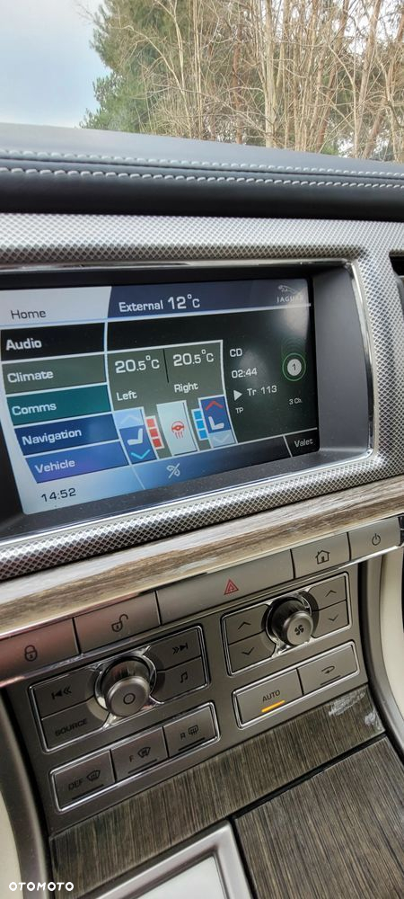 Jaguar XF XFR - 18