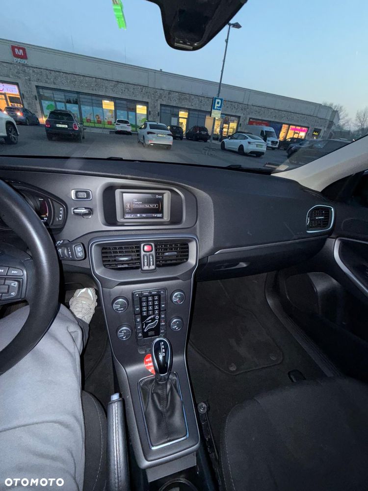 Volvo V40 D2 Drive-E Kinetic - 12