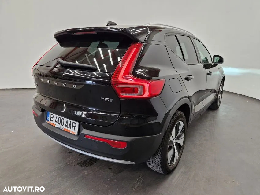 Volvo XC 40 - 3