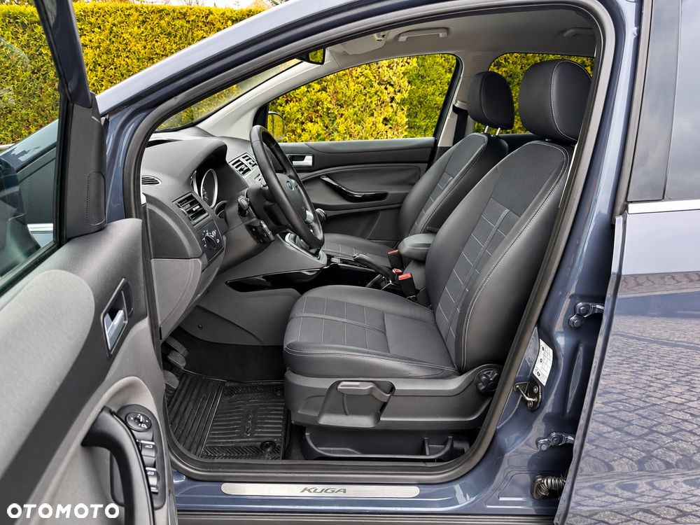 Ford Kuga 2.0 TDCi Titanium - 28