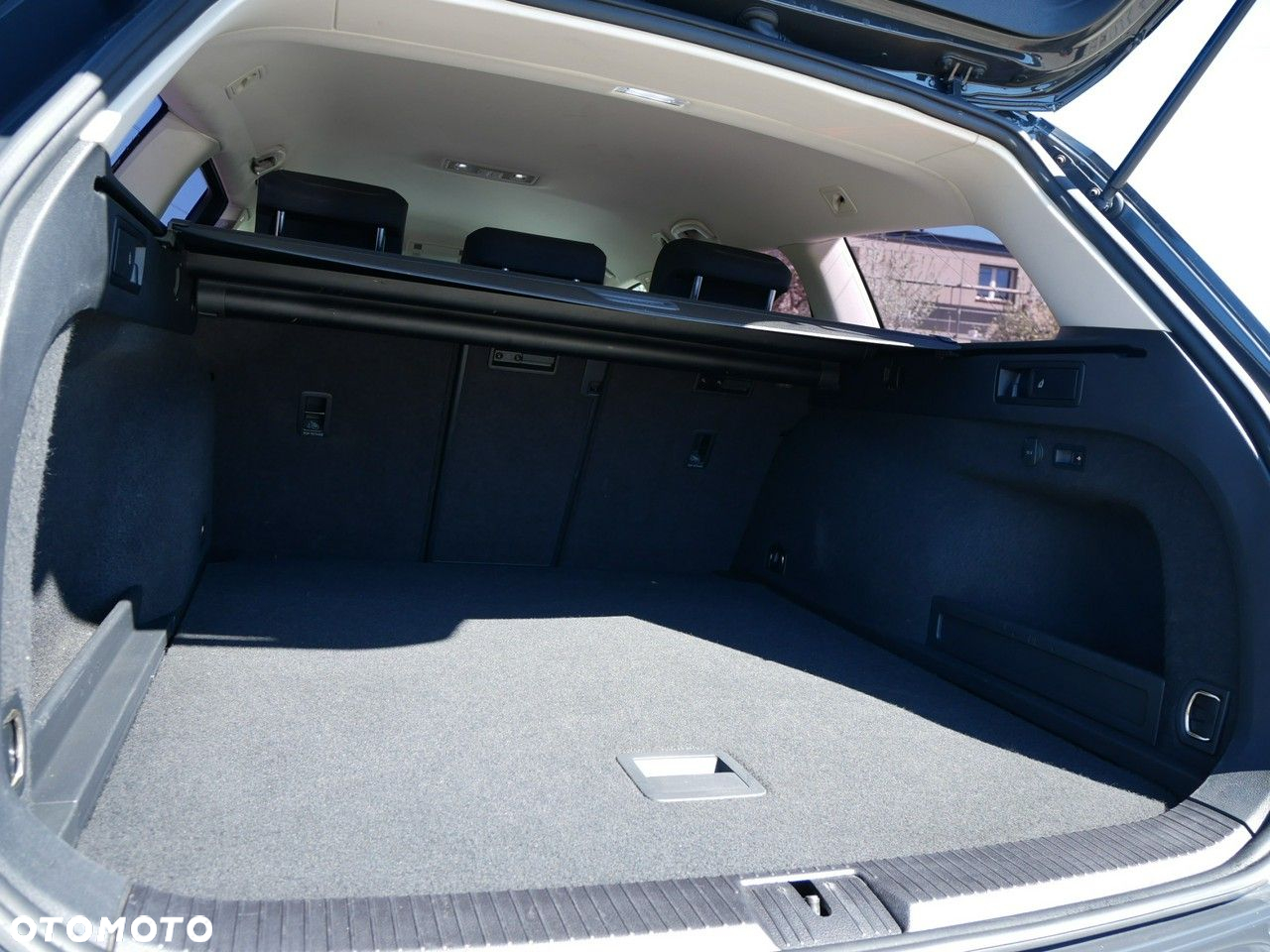 Volkswagen Passat Variant 2.0 TDI (BlueMotion Technology) Comfortline - 10