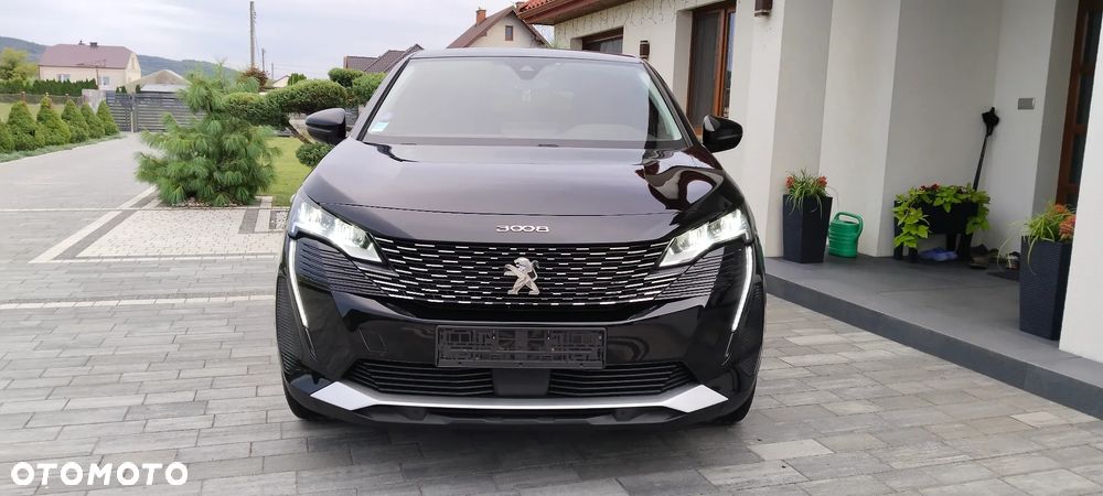 Peugeot 3008 1.6 PureTech HYbrid Allure S&S EAT8 - 26