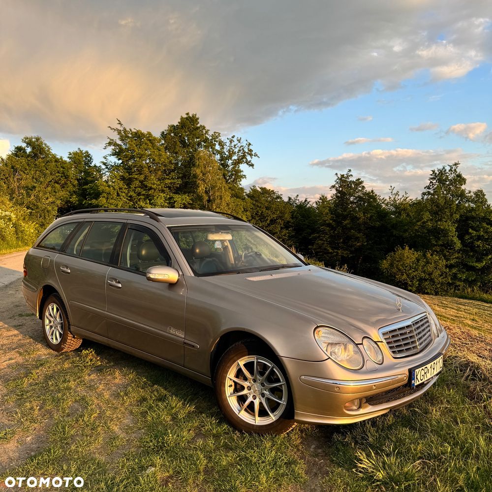 Mercedes-Benz Klasa E 320 CDI T Elegance - 1