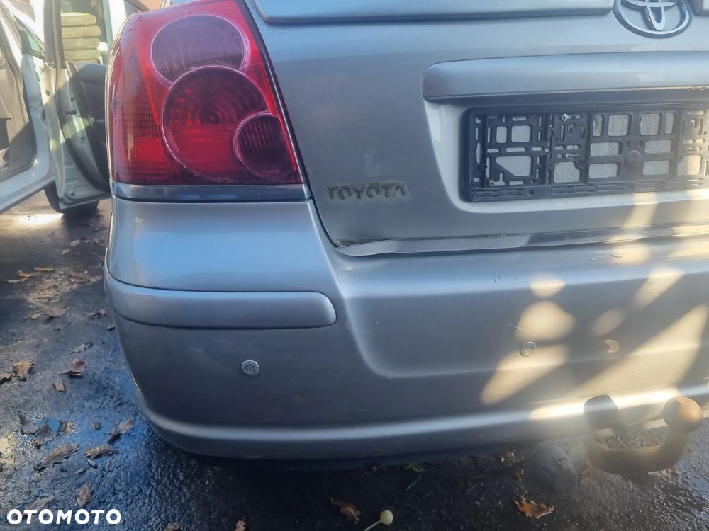 TOYOTA AVENSIS T25 03-06 2005 r. 1C0 LIFTBACK ZDERZAK TYŁ TYLNY * - 5