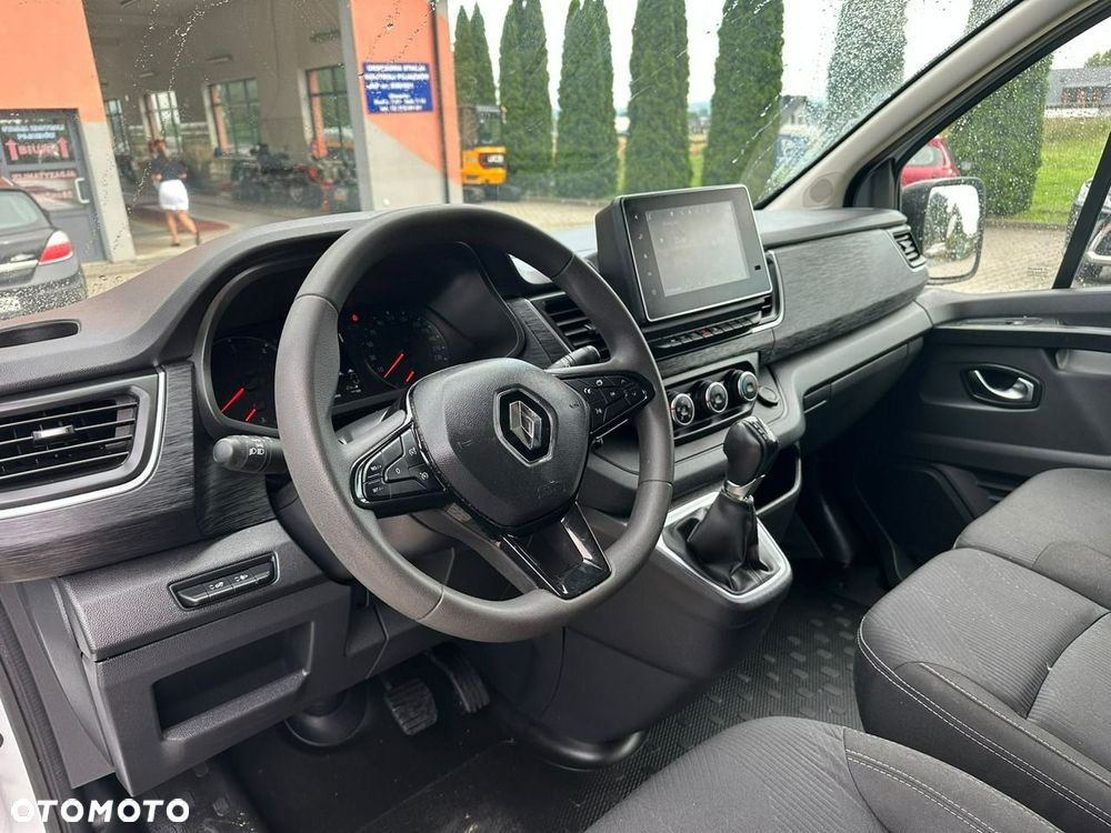 Renault Trafic - 14