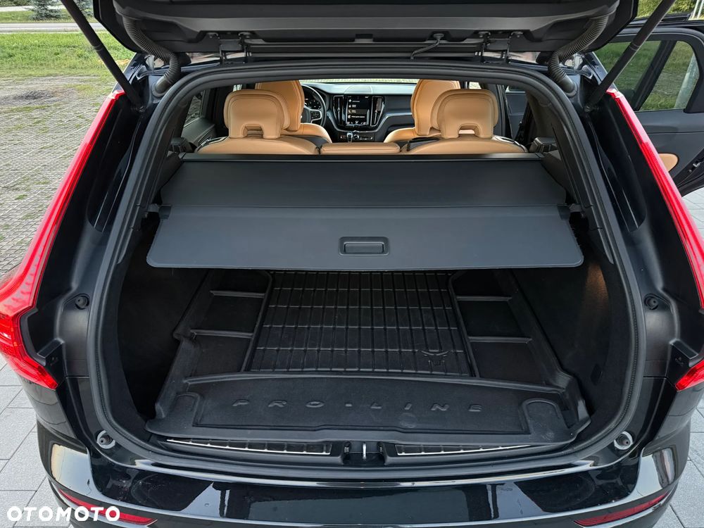 Volvo XC 60 D3 Momentum - 21