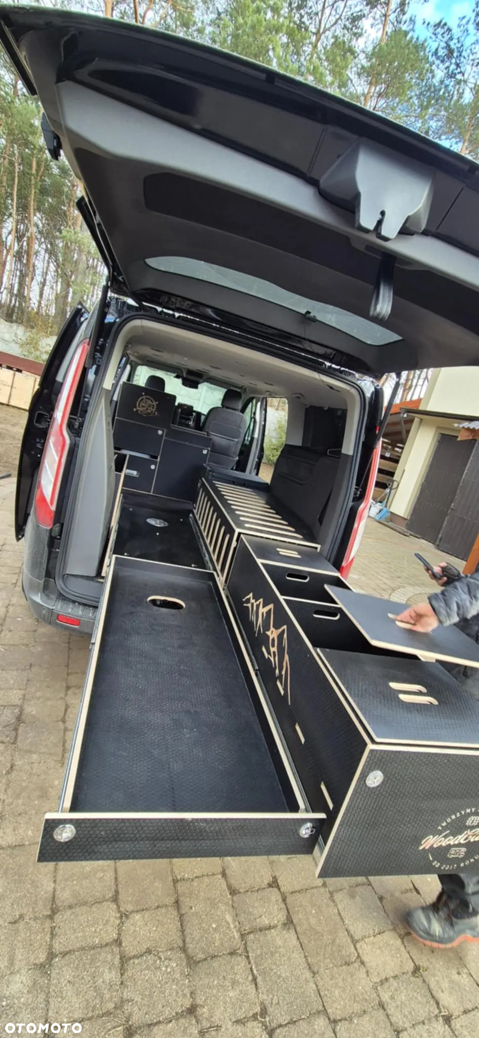 Ford Tourneo Custom - 14