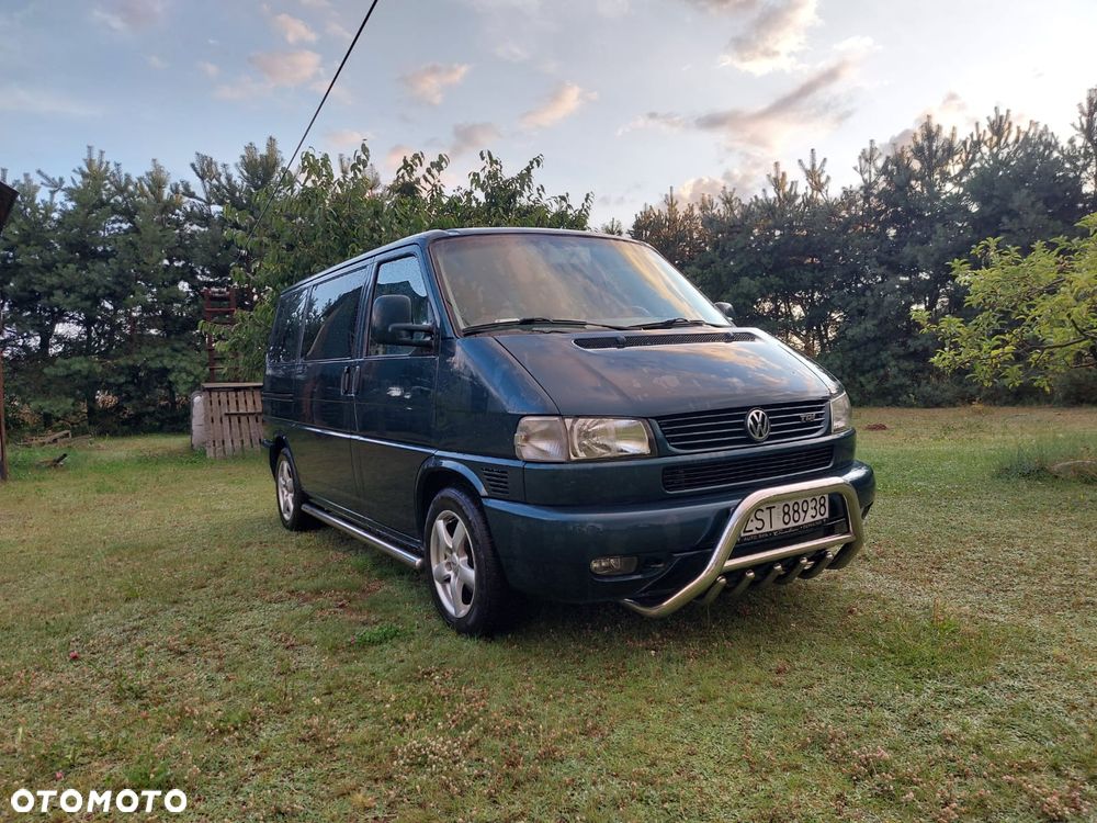 Volkswagen Multivan - 1