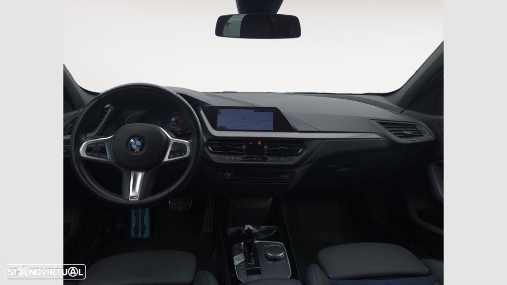 BMW 116 d Pack 50 anos M Auto - 11