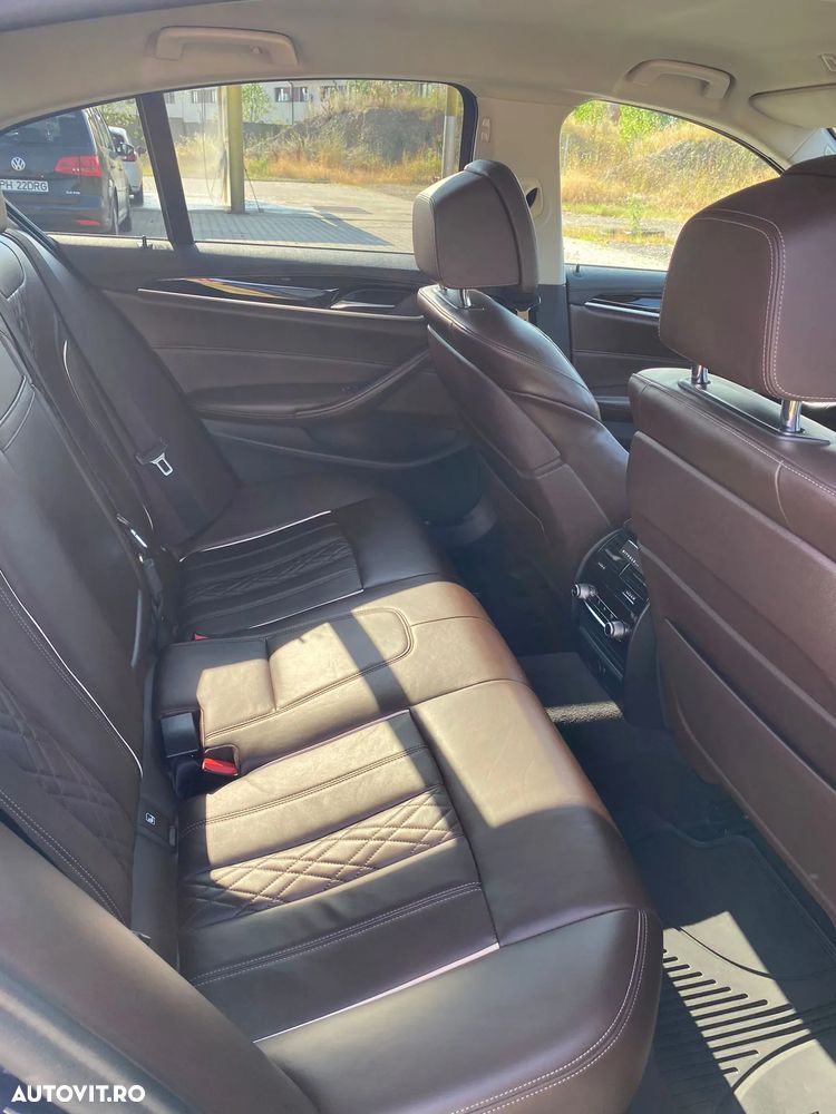 BMW Seria 5 540i xDrive AT - 20