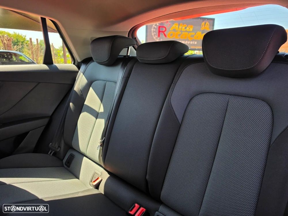 Audi Q2 1.6 TDI Design - 11