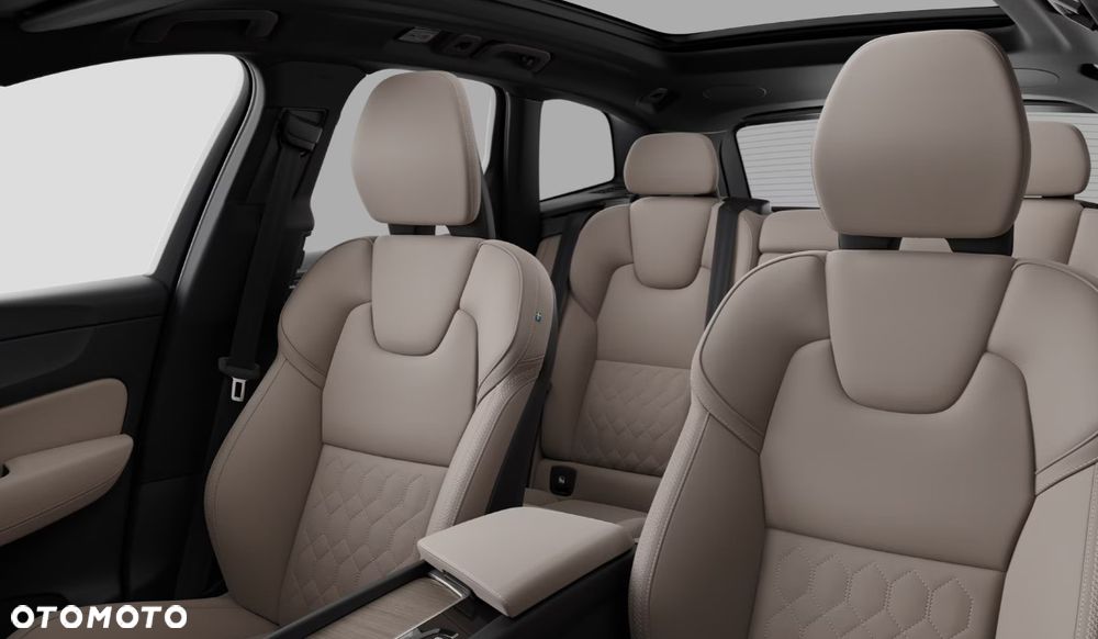 Volvo XC 60 T6 Plug-In Hybrid AWD Ultra Bright - 6