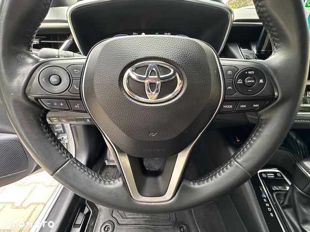 Toyota Corolla 1.8 Business Edition - 31