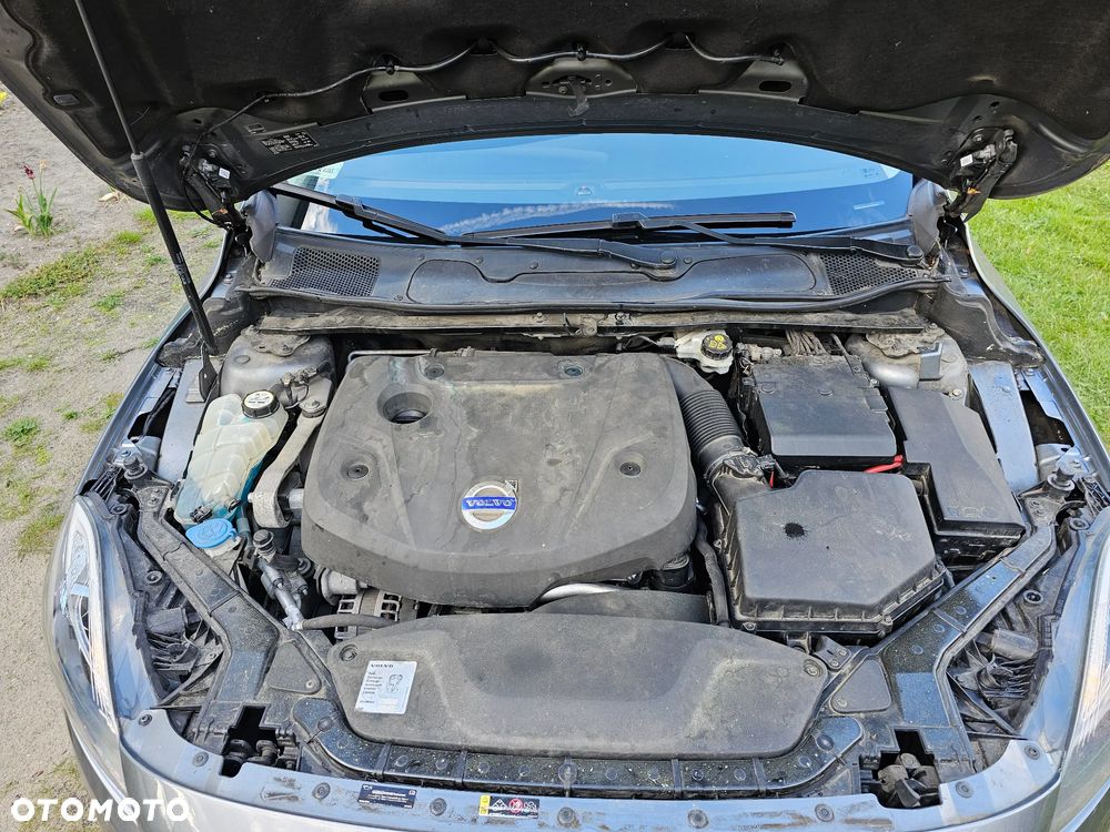 Volvo V40 D4 Kinetic - 15