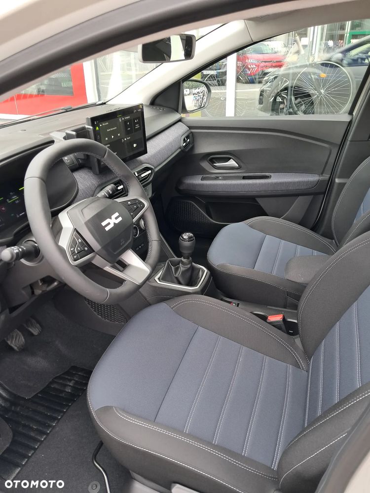 Dacia Sandero - 13