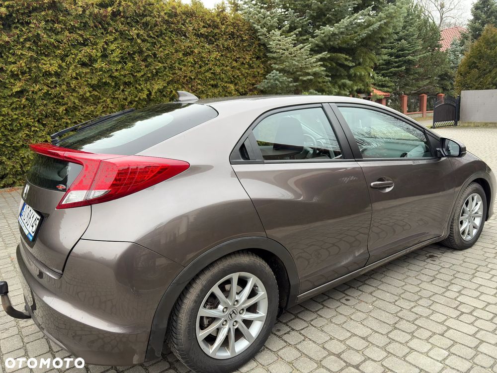 Honda Civic 1.4 i-VTEC Comfort - 9
