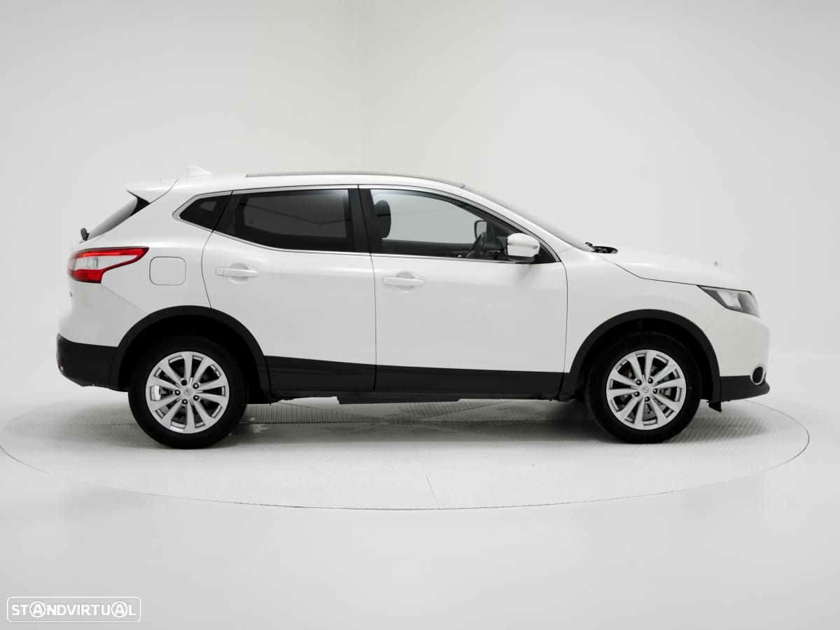 Nissan Qashqai - 2