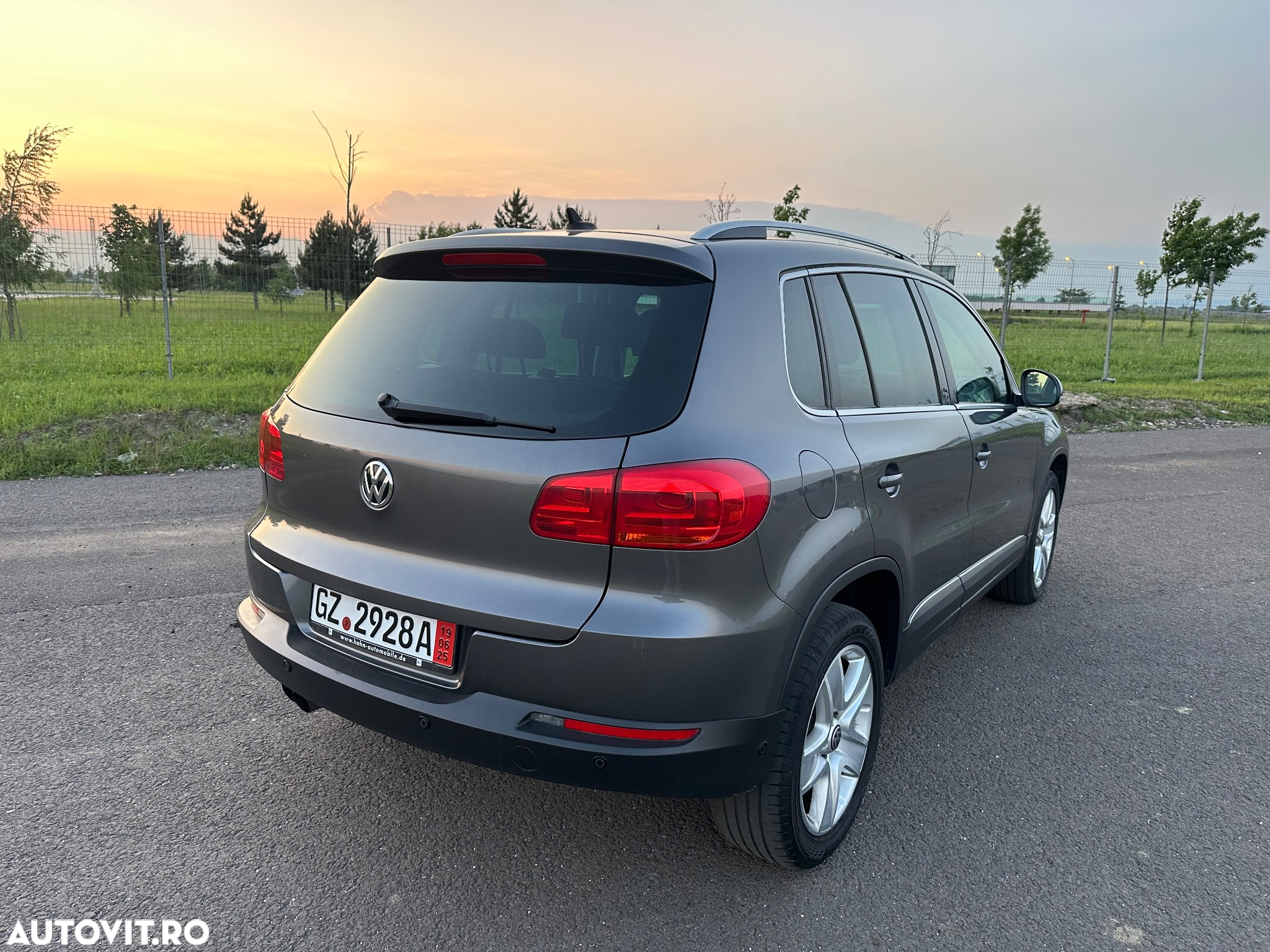 Volkswagen Tiguan 2.0 TDI DPF 4Motion DSG Cup Sport & Style - 5