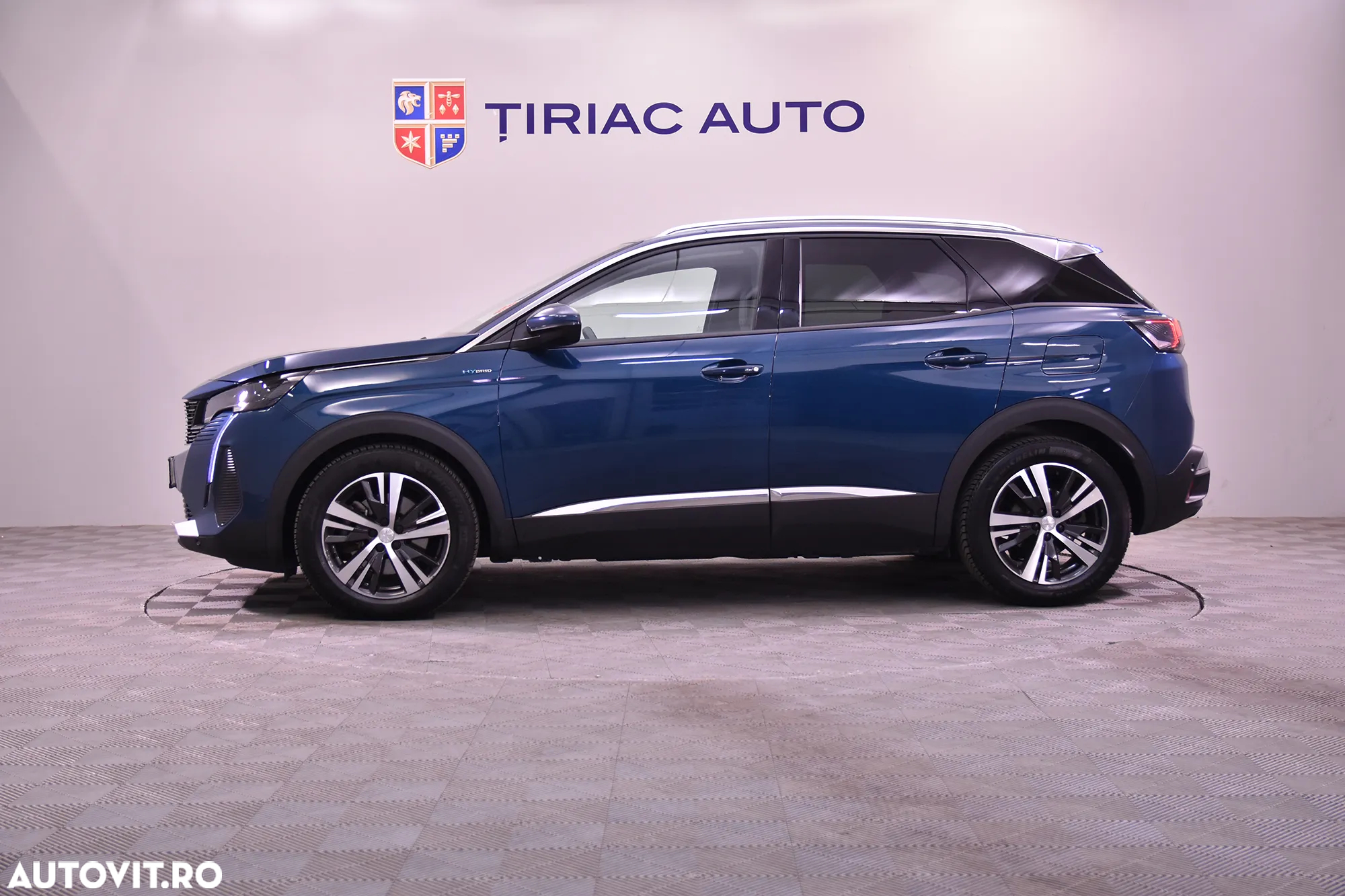 Peugeot 3008 PHEV EAT8 Allure - 2