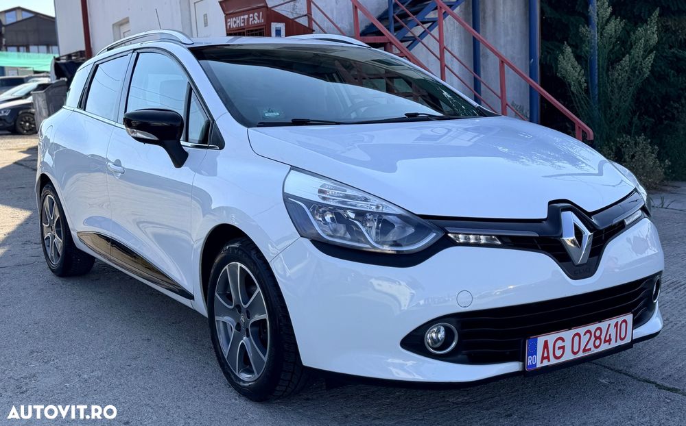 Renault Clio - 23