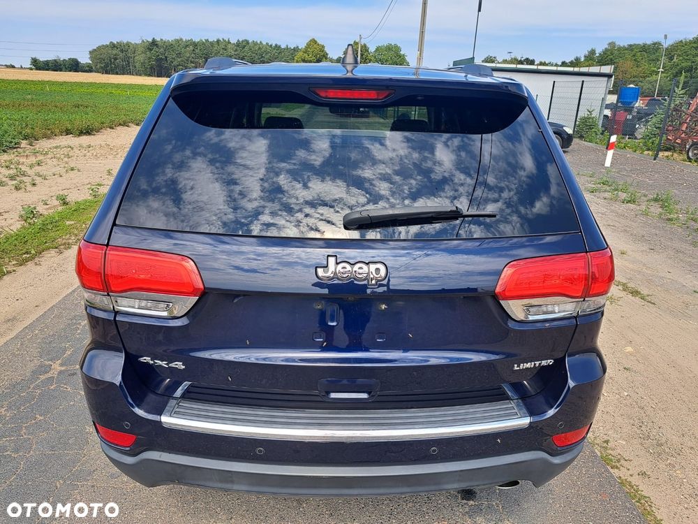 Jeep Grand Cherokee - 11