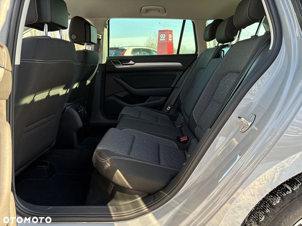 Volkswagen Passat 1.5 TSI EVO Business DSG - 12