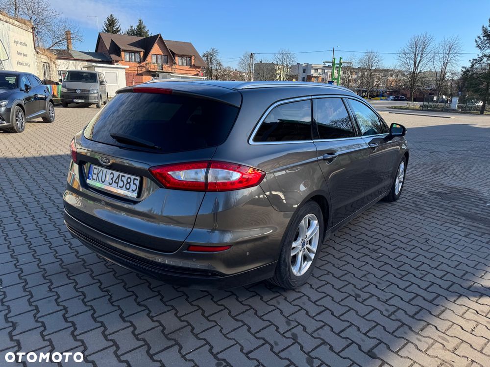 Ford Mondeo SW - 13