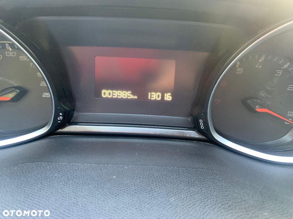 Peugeot 308 1.2 PureTech Business Line S&S - 7