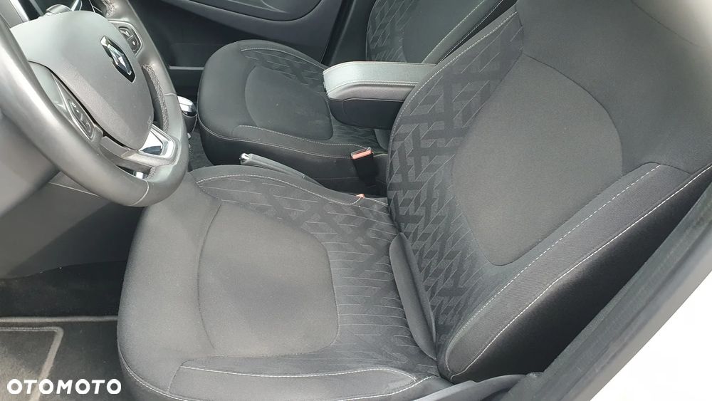 Renault Captur - 11
