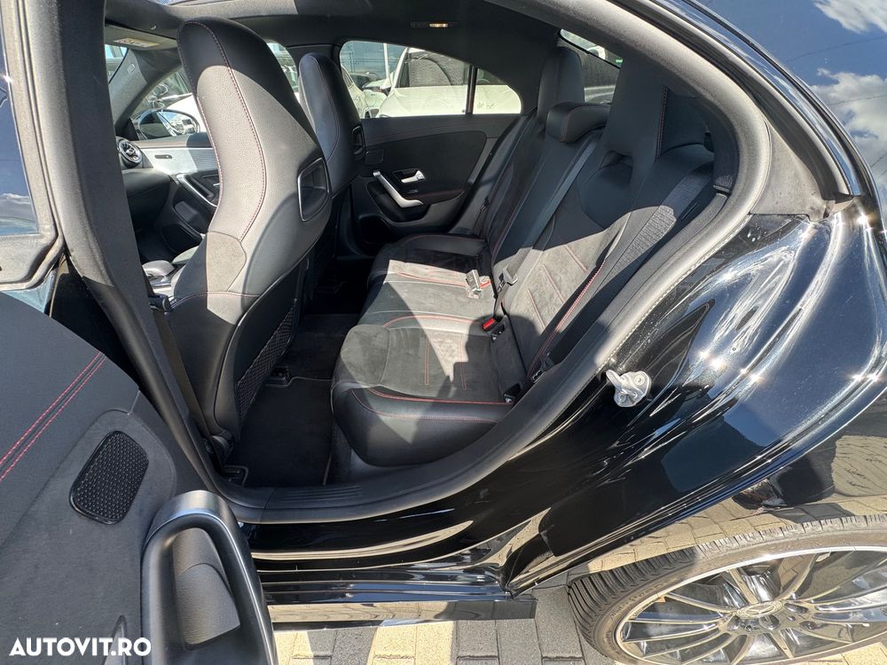 Mercedes-Benz CLA 220 4MATIC Coupe - 21