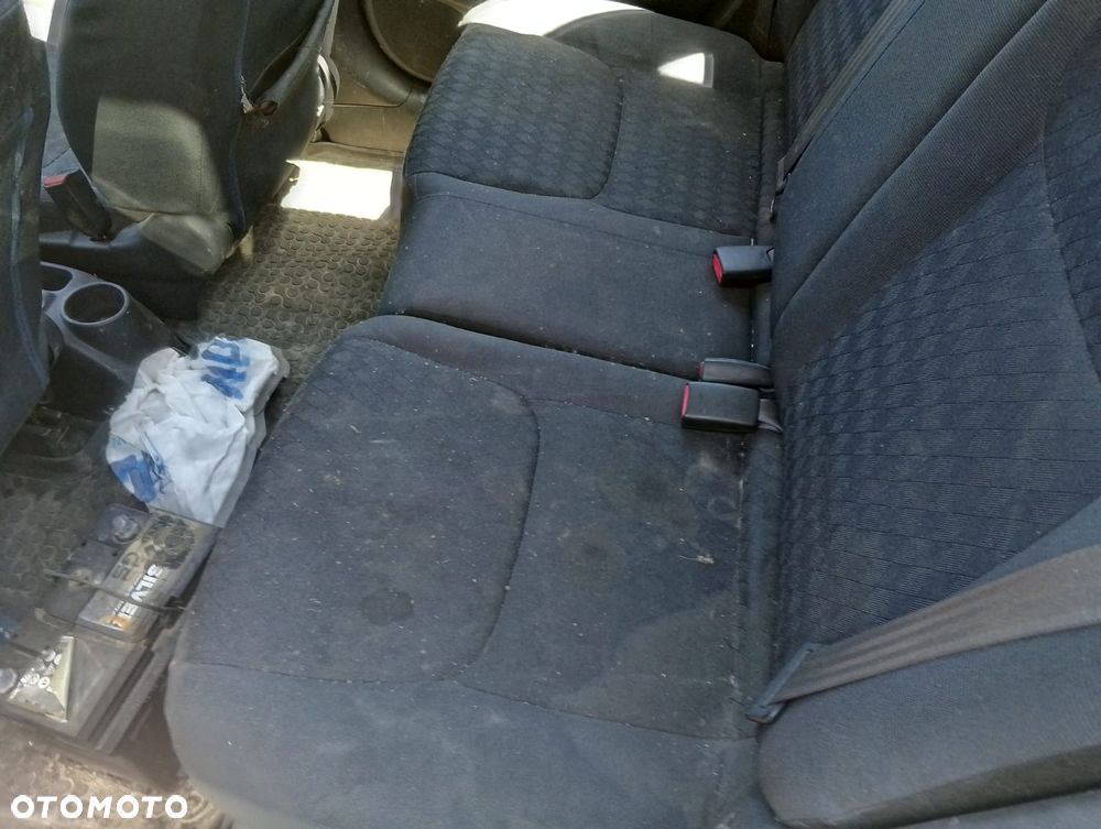 Honda Civic VII (00-04r.) 1.4 B 89KM. Silnik EU7 (D14Z6) (3113007)  Skrzynia SLW lakier NH623M. Cały na części. GWARANCJA !!!  Przód Tył Zestaw Komplet Drzwi Klapa Zderzak Błotnik Maska Grill Atrapa Szyba Pas Lampa Lusterko Boczki Fotel Kanapa Kokpit Deska Rozdzielcza Przełącznik Włącznik Sterownik Przewody Wiązka Instalacja Moduł Komputer Czujnik Listwa Pompa Alternator Wtryski Głowica Rozrusznik Kompresor Sprzęgło Dwumas Silnik Skrzynia ABS Klimatyzacji Paliwa Wspomagania Kolektor Turbina Przepustnica Zawór Chłodnica Koło Hak Belka Sanki Zawieszenie Mcpherson Półoś Amortyzator Wydech Tłumik Zacisk Most - 6