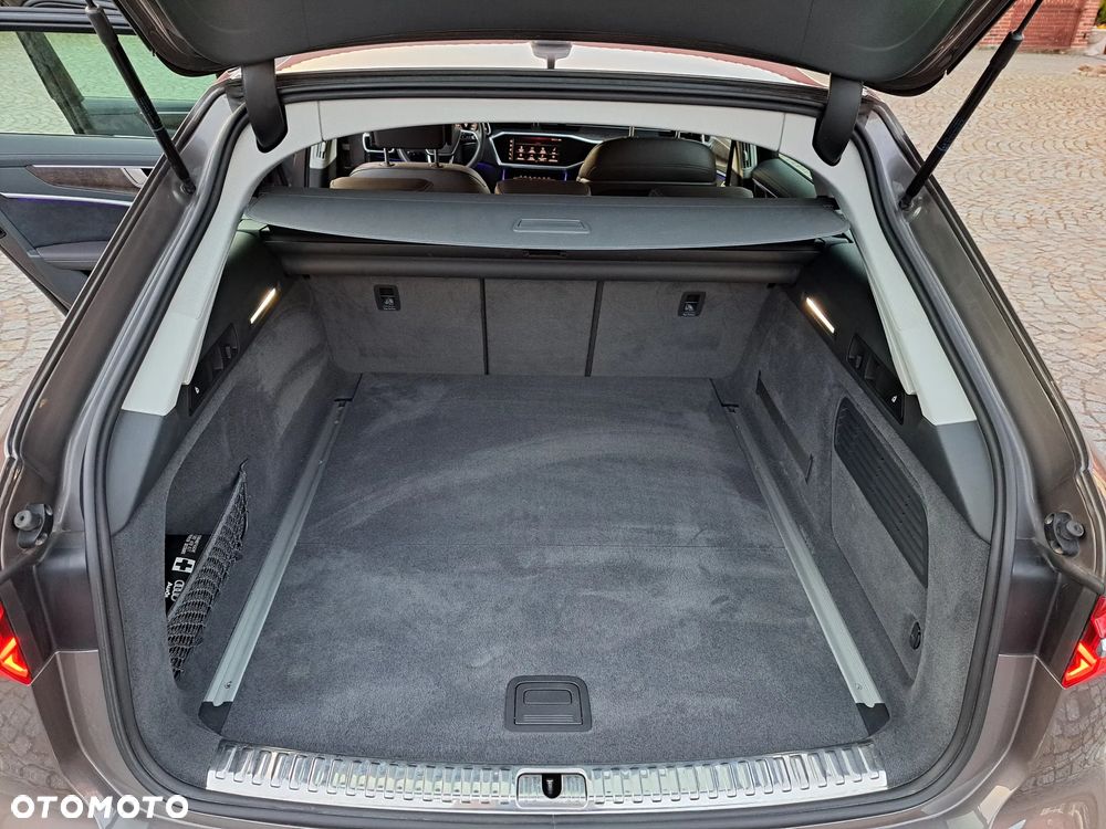 Audi A6 Allroad - 13