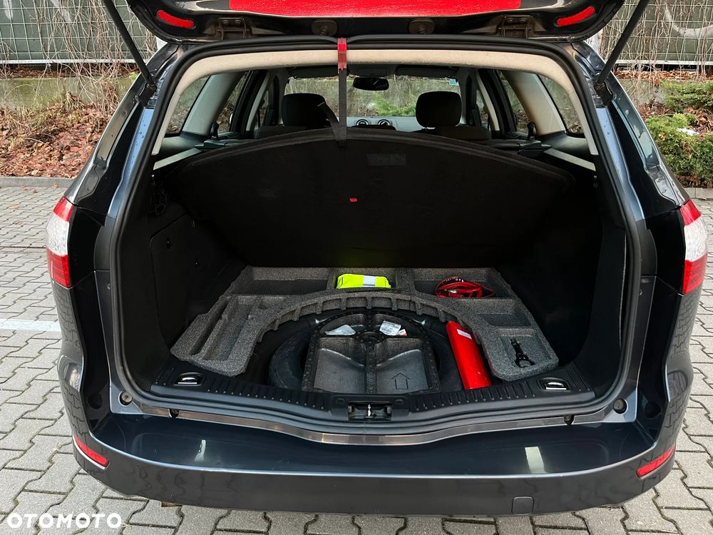 Ford Mondeo 2.0 Gold X - 19