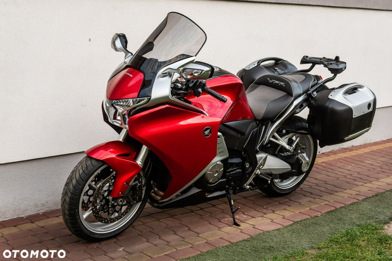 Honda VFR - 6