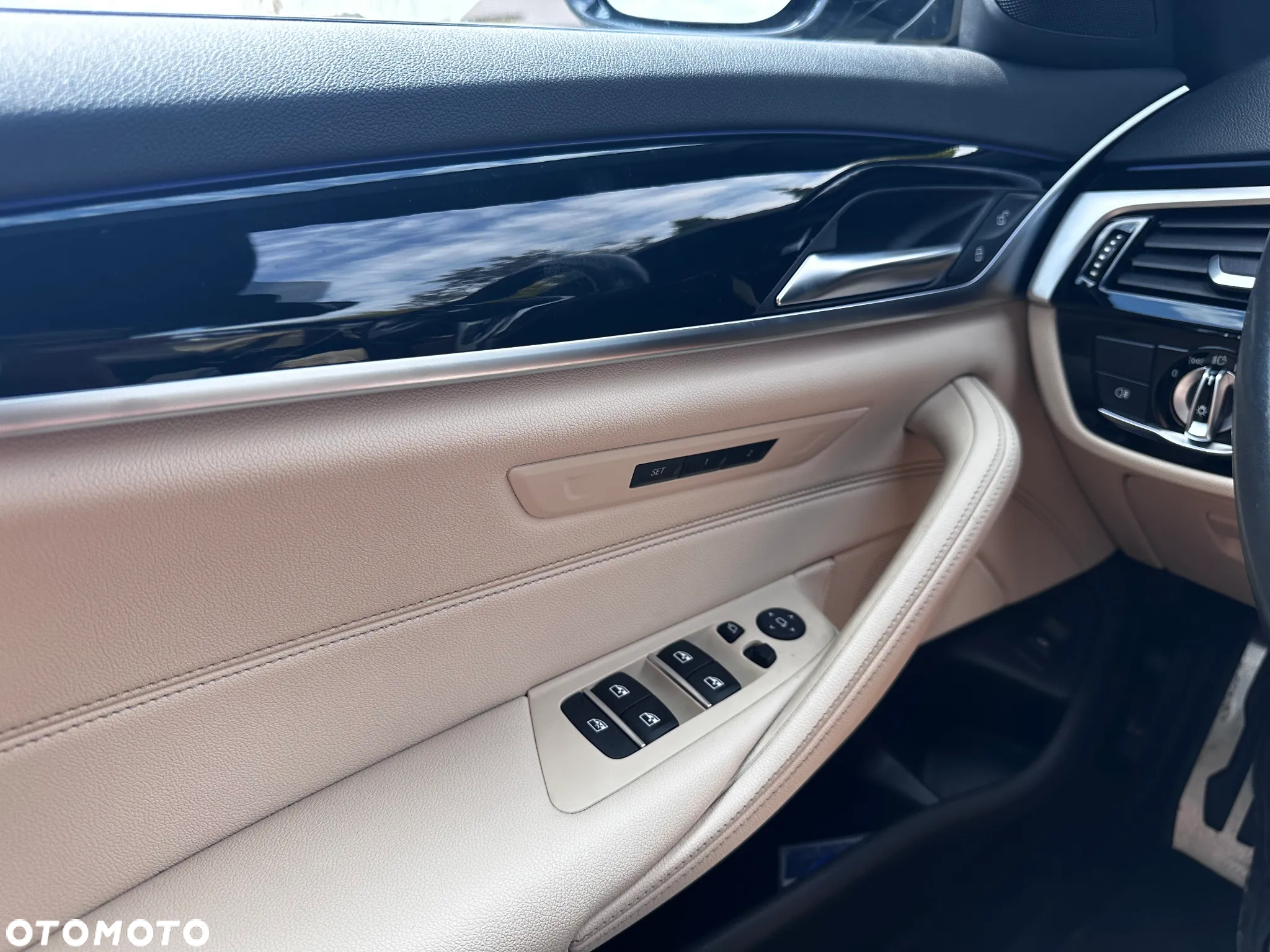 BMW Seria 5 520i mHEV M Sport sport - 14