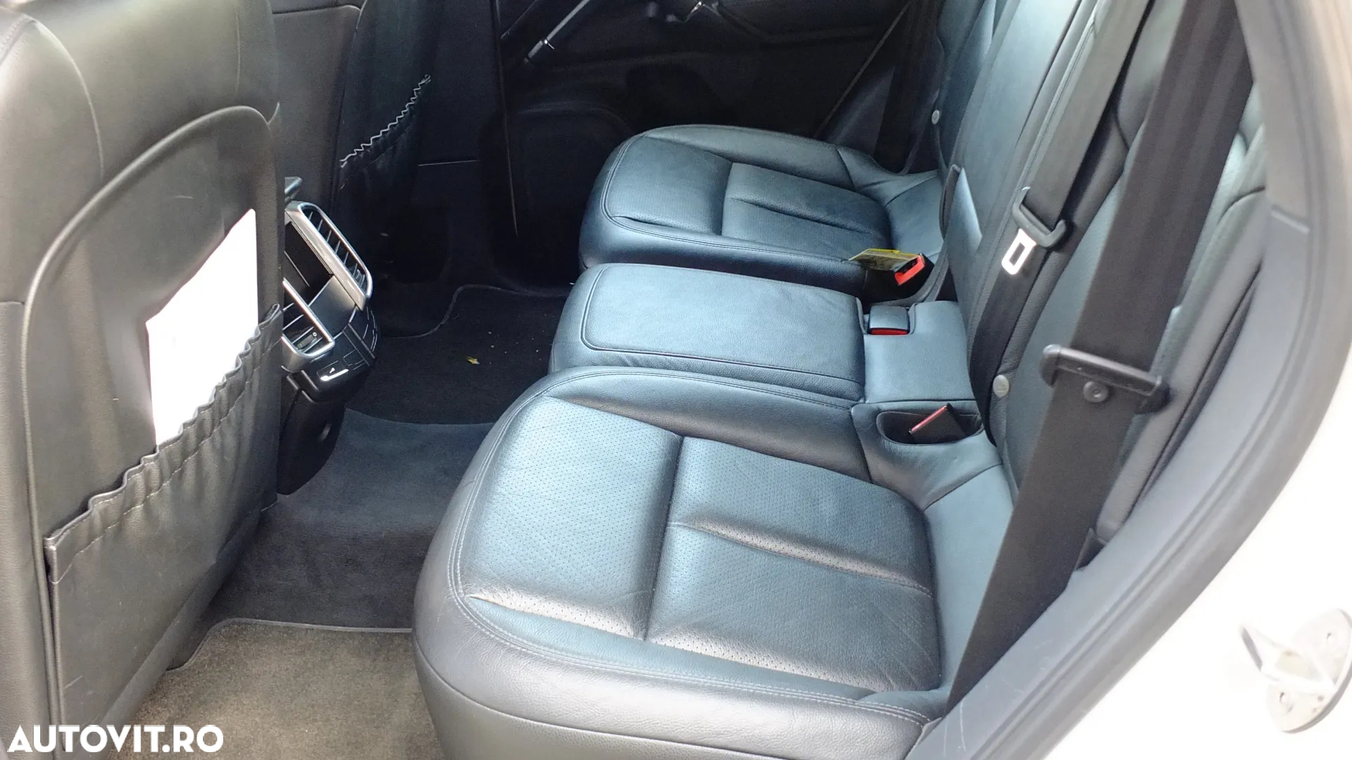 Porsche Cayenne S Hybrid Tiptronic S - 25