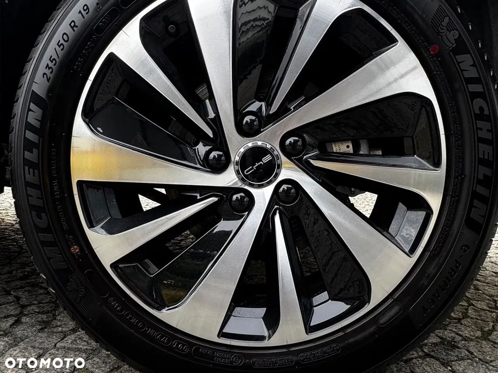 BYD Seal U 1.5T Design AWD - 3