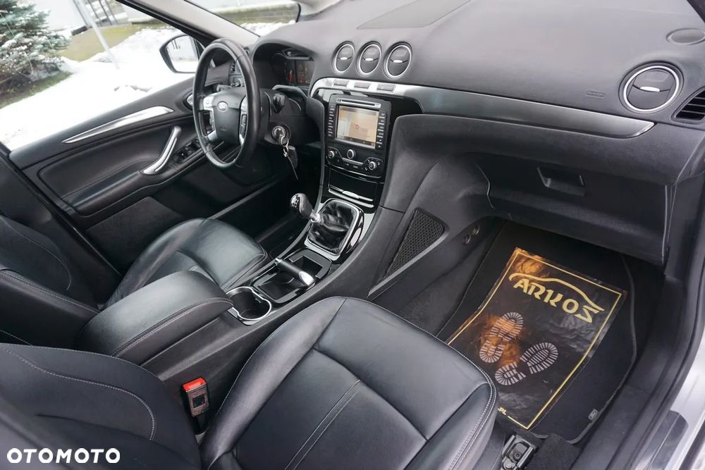 Ford S-Max 2.0 TDCi DPF Titanium X - 31