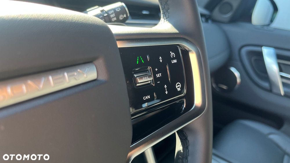 Land Rover Discovery Sport - 17