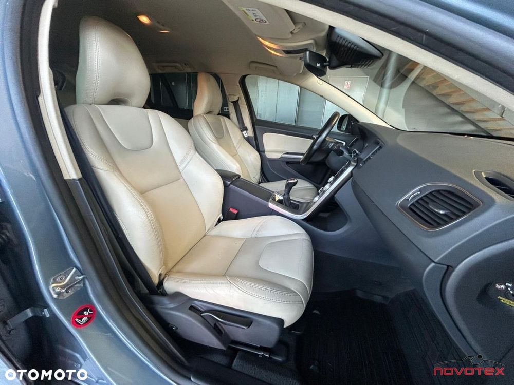 Volvo V60 D2 Drive-E Summum - 19