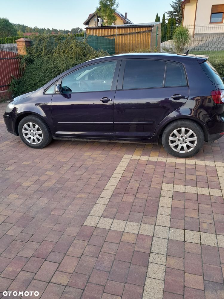 Volkswagen Golf Plus 2.0 FSI Comfortline - 14