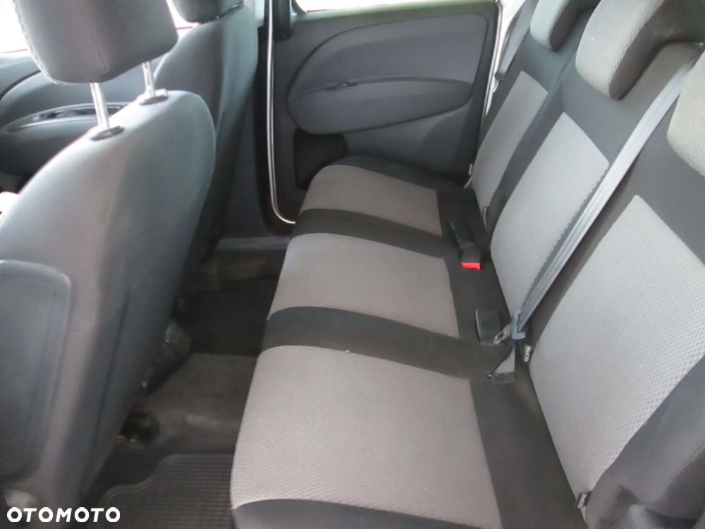 Fiat Doblo - 16