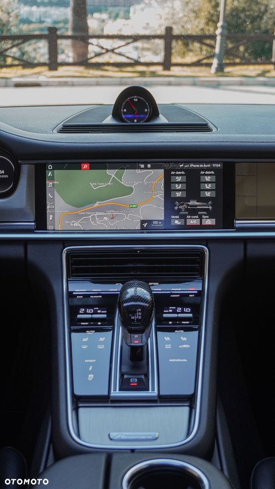 Porsche Panamera 4 - 7