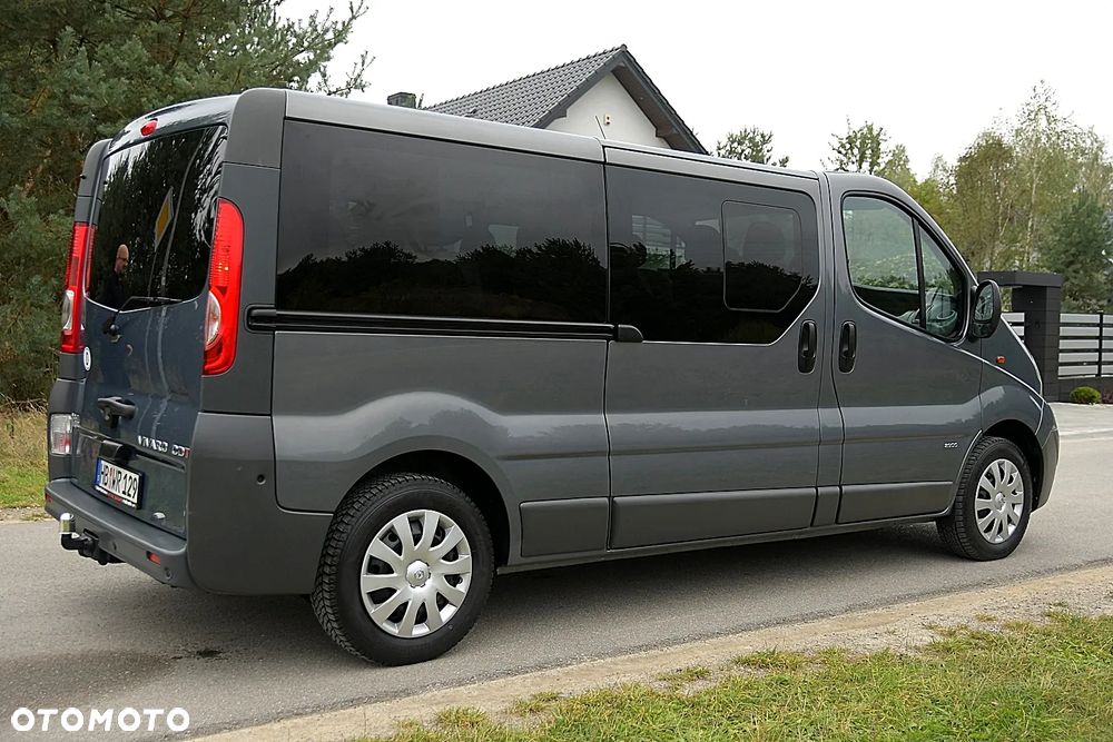 Opel Vivaro - 9