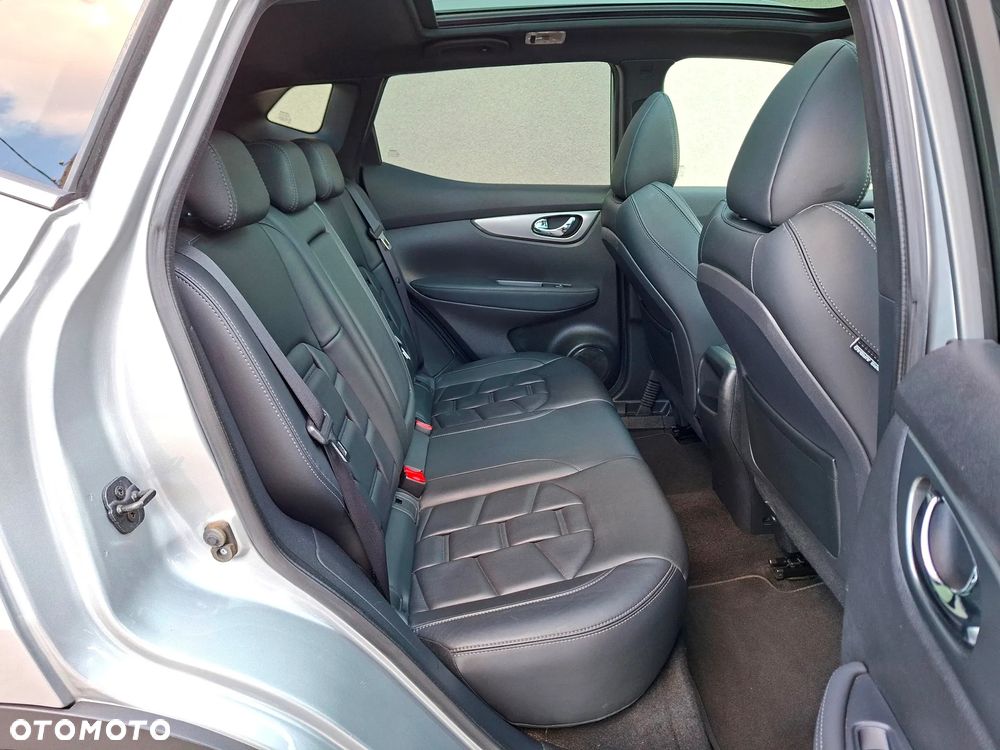 Nissan Qashqai 1.3 DIG-T DCT TEKNA+ - 24