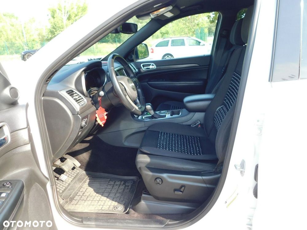 Jeep Grand Cherokee 3.6 V6 Laredo - 13