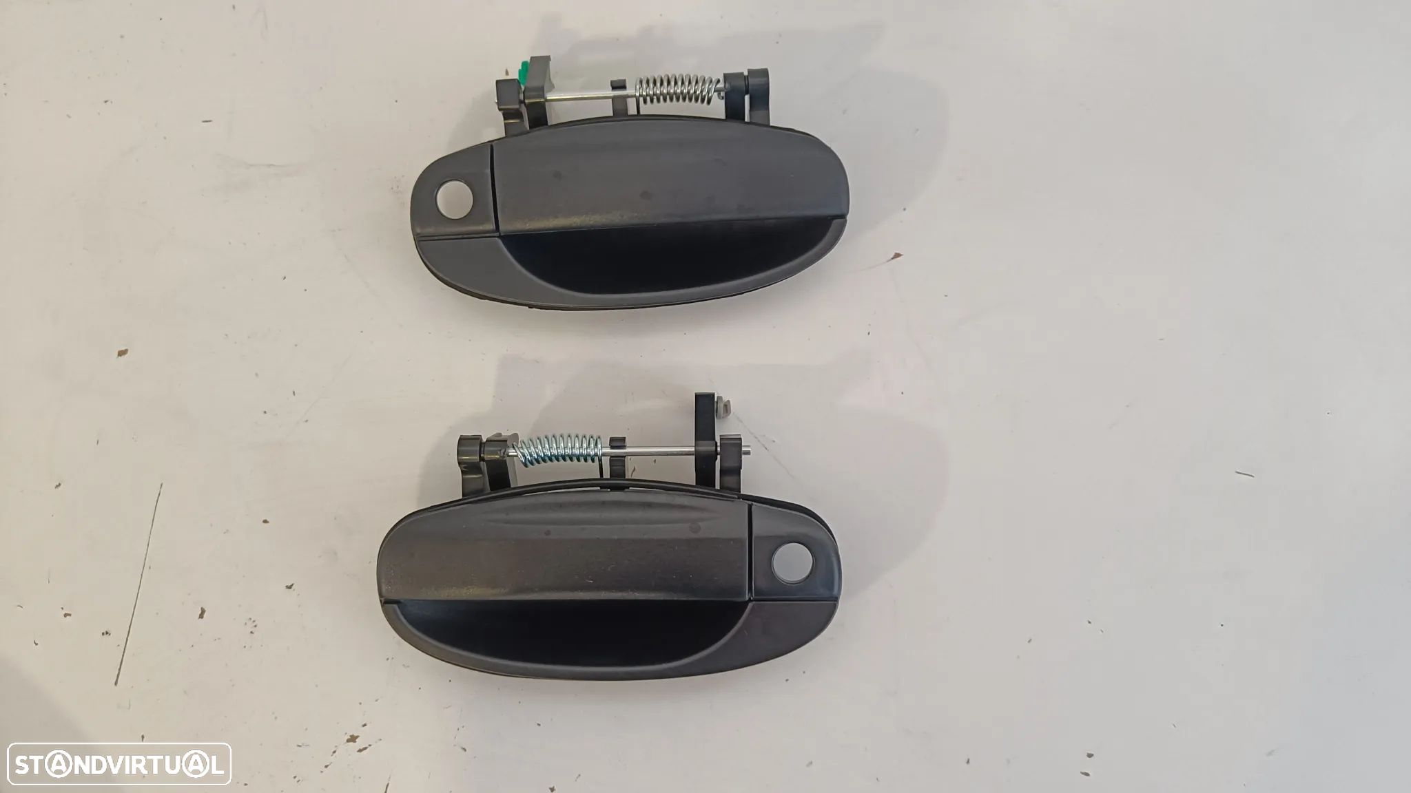 Puxador punho porta rente Daewoo kalos / Chevrolet Aveo 2002 a 2011 (novo) - 2