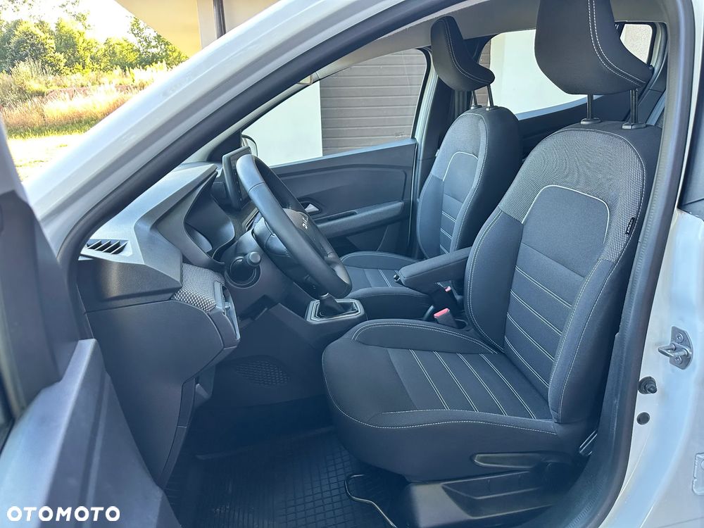 Dacia Sandero 1.0 TCe Expression CVT - 19